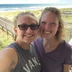 Meet your Posher, Tori